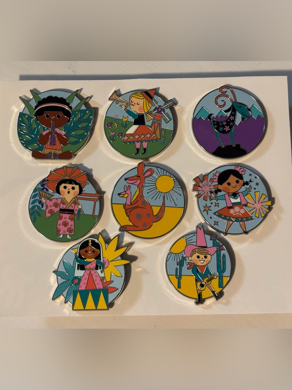 Disney - “it’s a small world” Mystery Pin Set